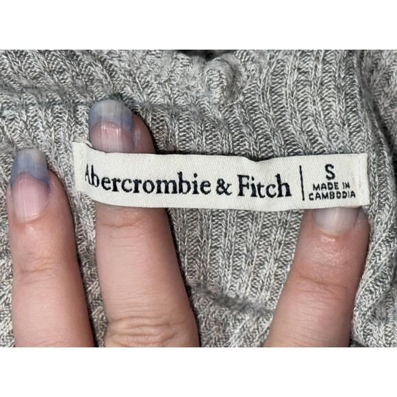 Abercrombie & Fitch Gray Ribbed Knit V-Neck Sleeveless Tank Top Crop Top Size S - Picture 6 of 9